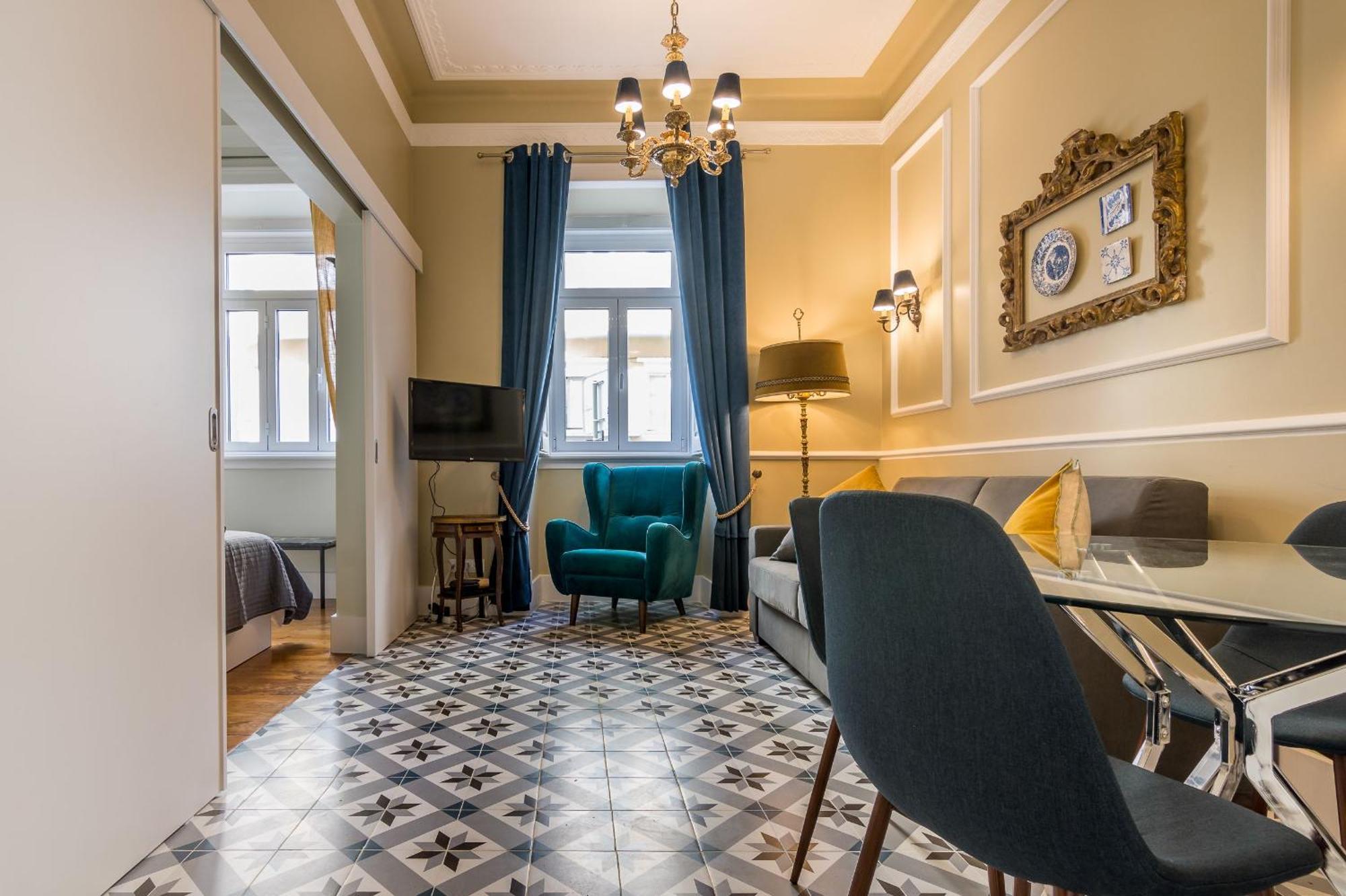 Apartamento Renoviertes Jahrhundert In Der Naehe Des Schlosses *